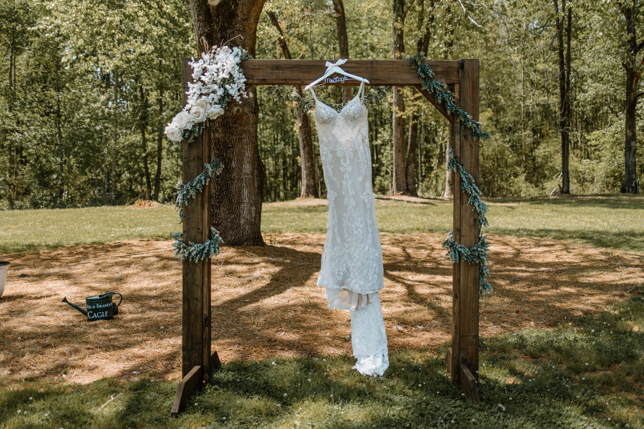 outdoor spring wedding, spring wedding dress