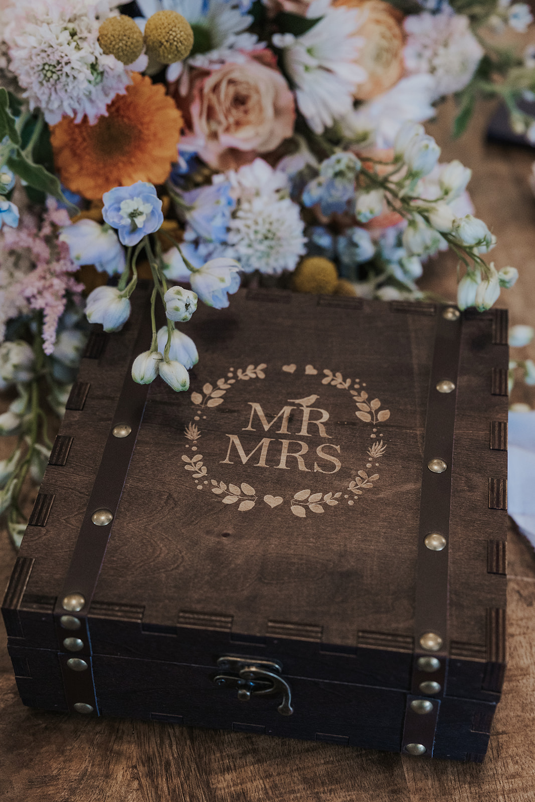 Mr & Mrs vintage style guestbook from sentimental Georgia wedding