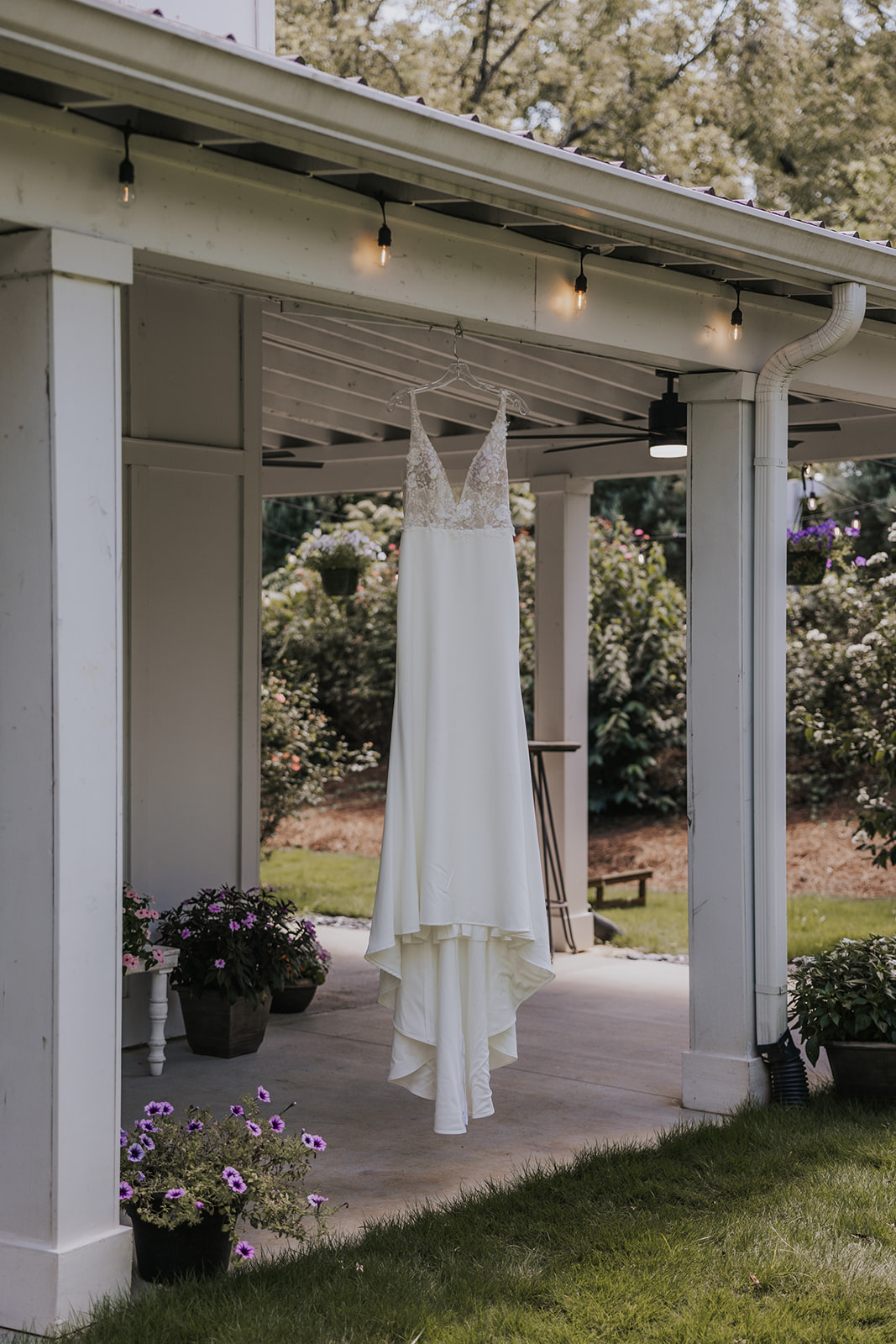 beautiful Georgia wedding day details