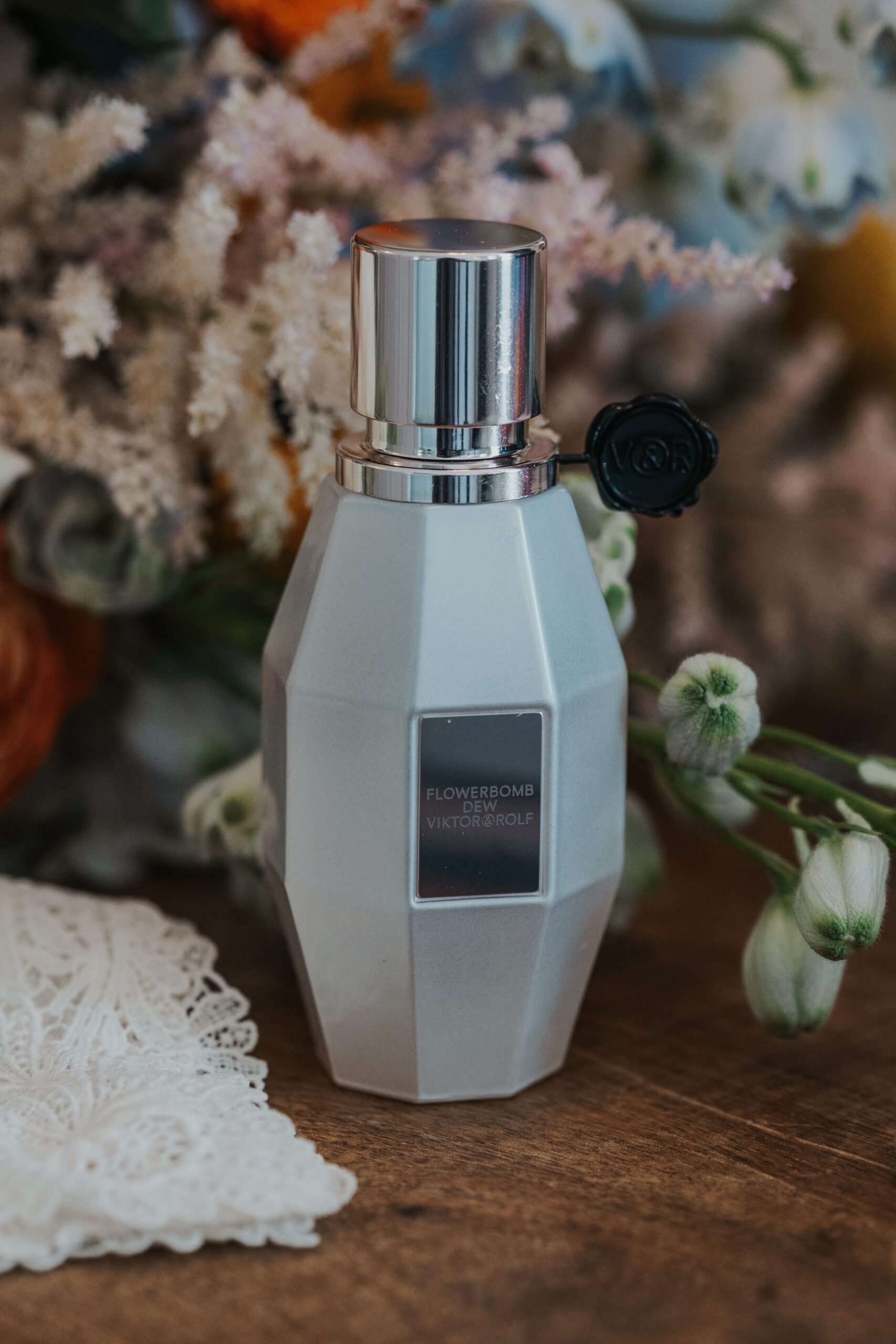beautiful wedding details captured by Rachel Boyd