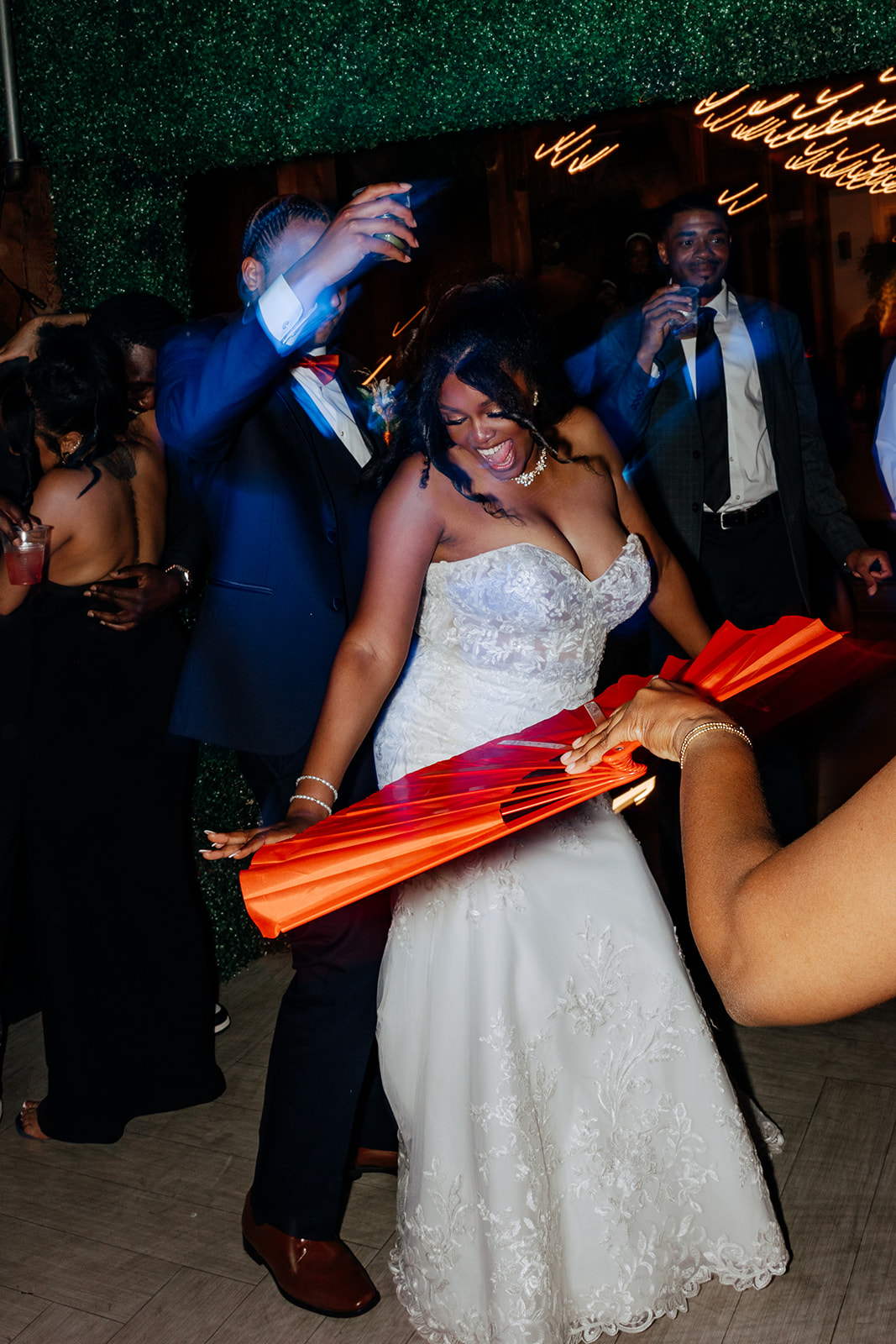 candid wedding reception photos from a beautiful Georgia wedding day!