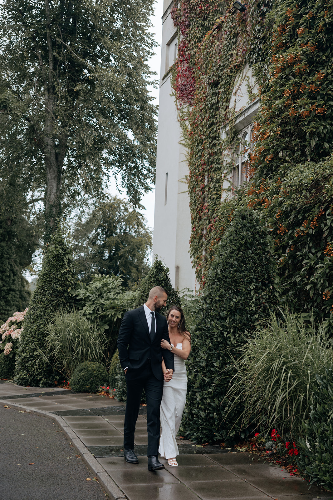 documentary style photos from a beautiful Ireland vow renewal